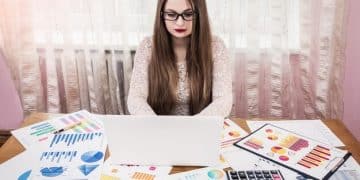 The Ultimate Guide to Building a Budget That Actually Works in 2025 - Cover Image